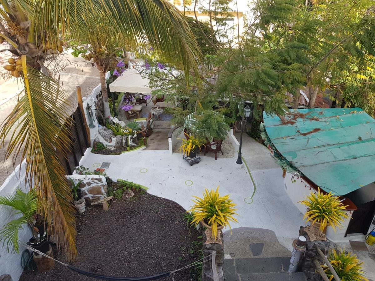 Hostal Cann'S House Puerto Baquerizo Moreno Ngoại thất bức ảnh