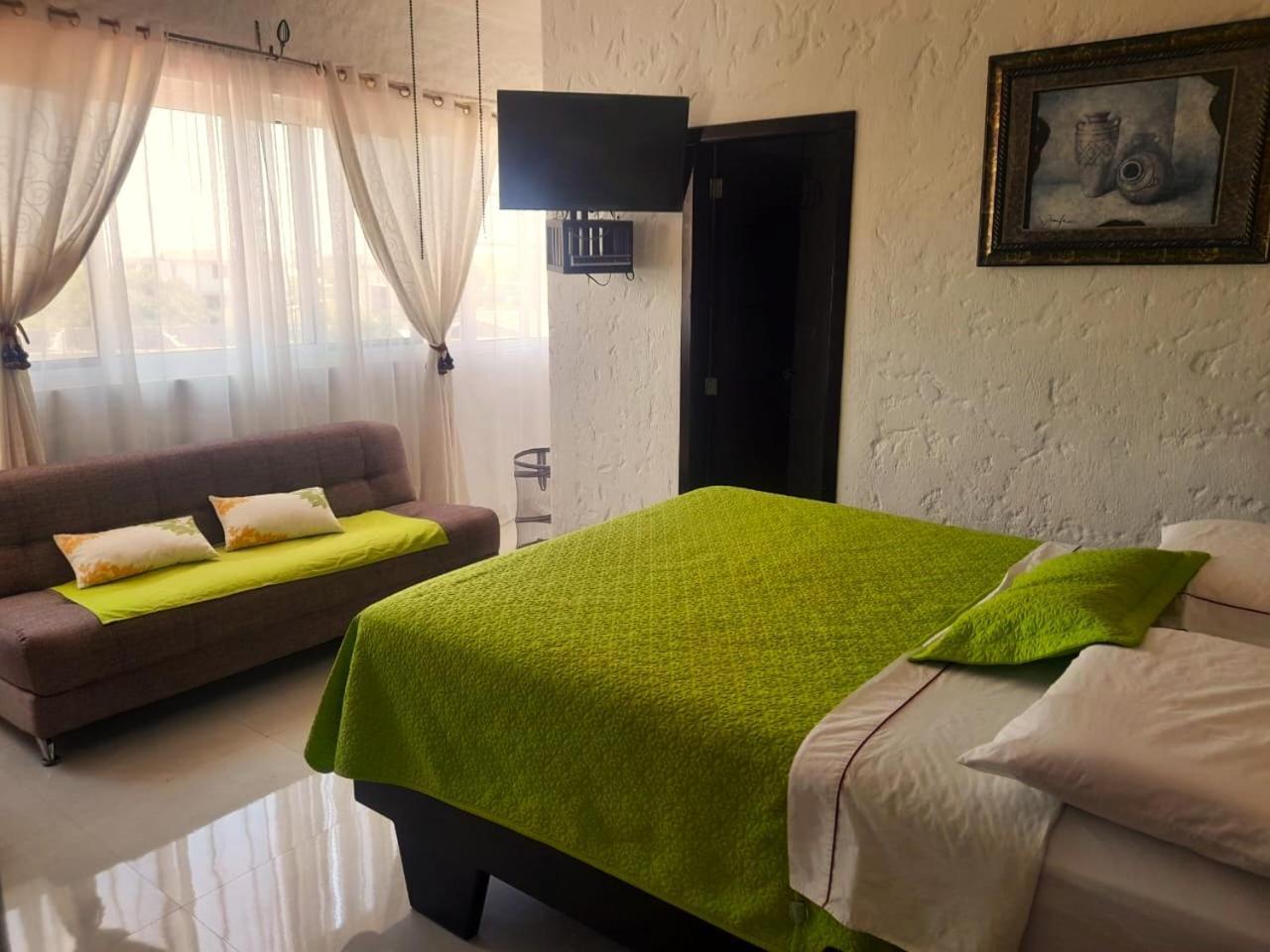 Hostal Cann'S House Puerto Baquerizo Moreno Ngoại thất bức ảnh